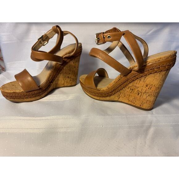 ALDO Women’s 7 Brown Cork Wedge Sandals Ankle Strap Platform Heel - Picture 4 of 8